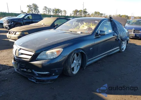 2011 Mercedes-Benz Cl 550 4Matic z USA, uszkodzony, nr VIN WDDEJ9EB2BA026149